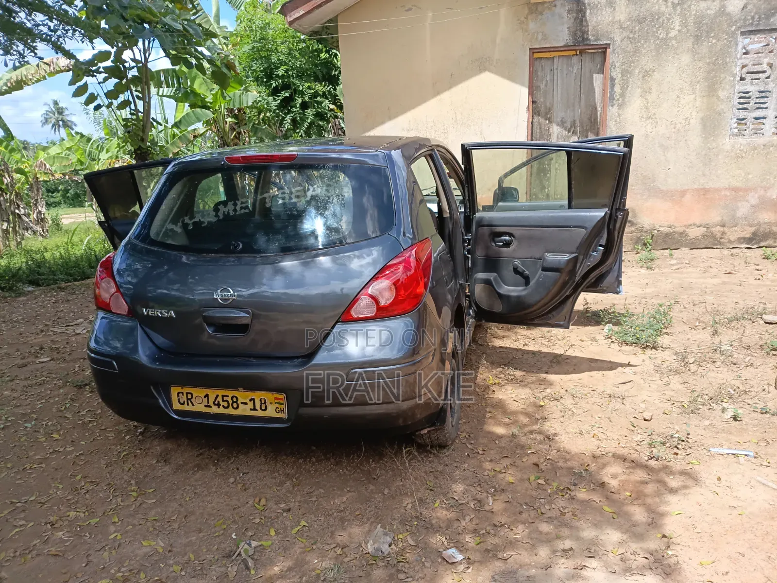 Nissan Versa 2008 Gray