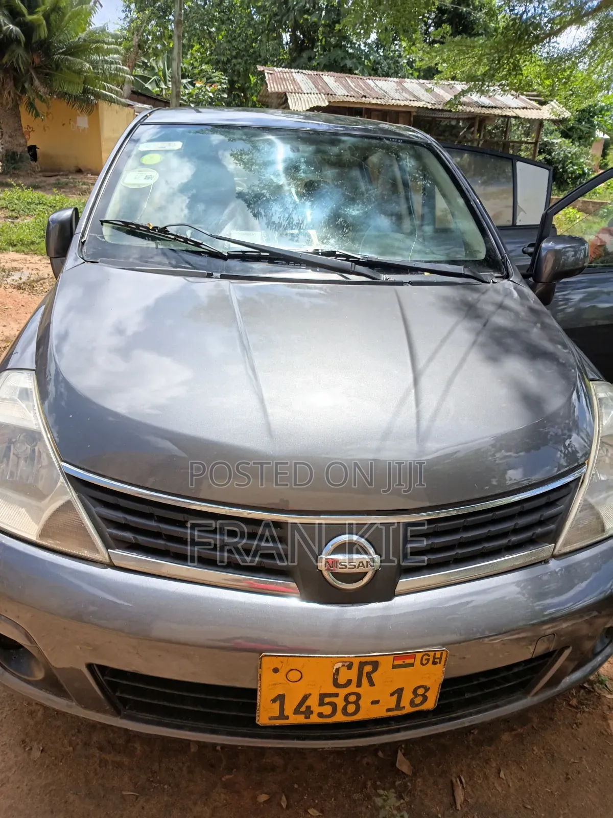Nissan Versa 2008 Gray