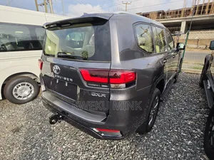 New Toyota Land Cruiser 2025 Gray