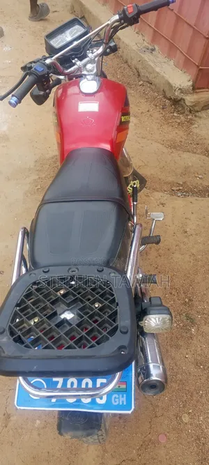 Royal Motorcycle 2026 Red