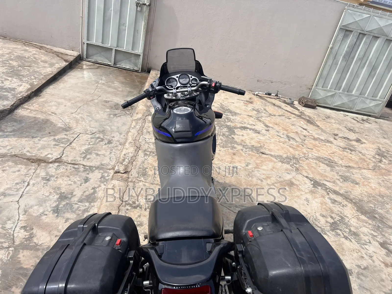 Yamaha 1990 Black