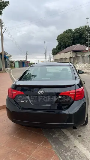 Toyota Corolla LE Eco (1.8L 4cyl 2A) 2018 Black