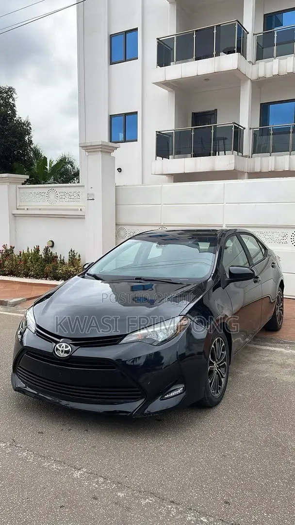 Toyota Corolla LE Eco (1.8L 4cyl 2A) 2018 Black