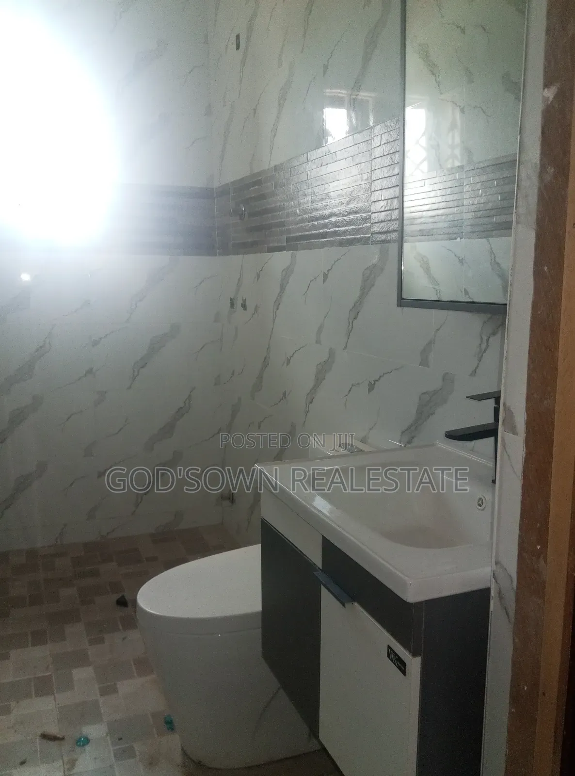 2bdrm Apartment in Kakaraba Down, Kasoa for rent