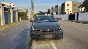 Toyota Corolla XSE 2024 Gray