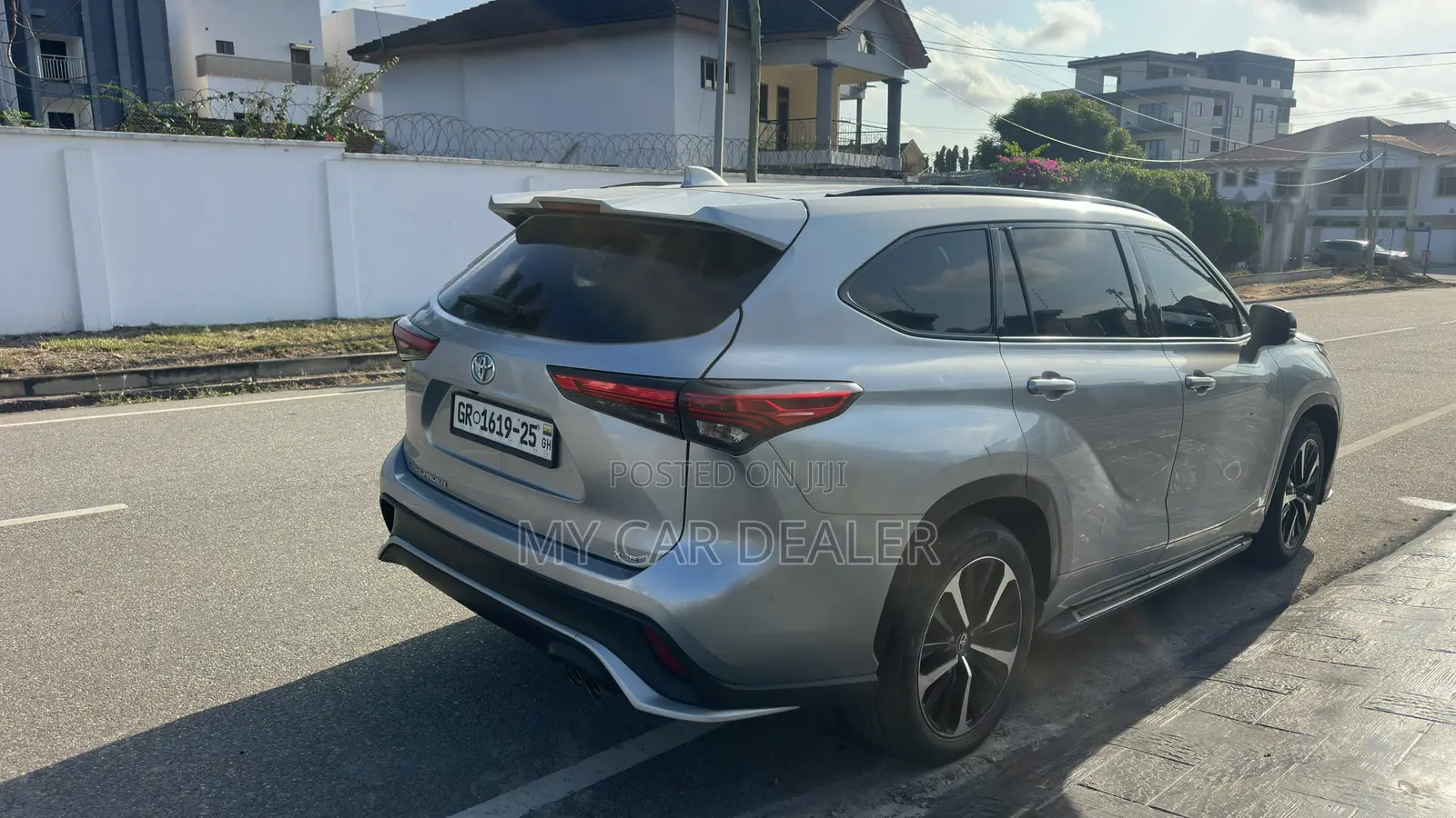 Toyota Highlander XSE 2021 Silver