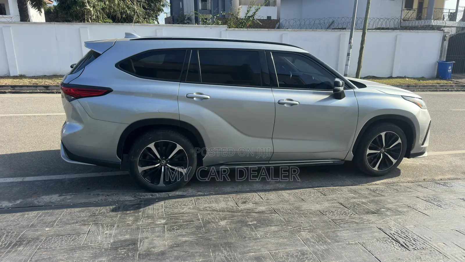 Toyota Highlander XSE 2021 Silver