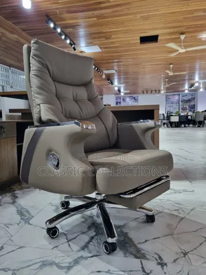 High-Back Executive Boss Chair With Retractable Footrest