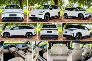 Modern SUV – Chauffeur-Driven Rental | Accra Surrounding Areas
