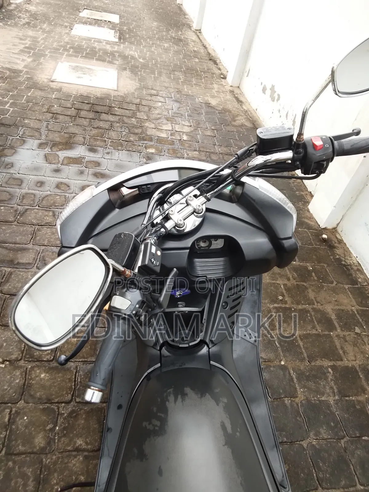 Yamaha Majesty 2016 Black