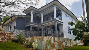 5bdrm House in Abui, Aburi for sale