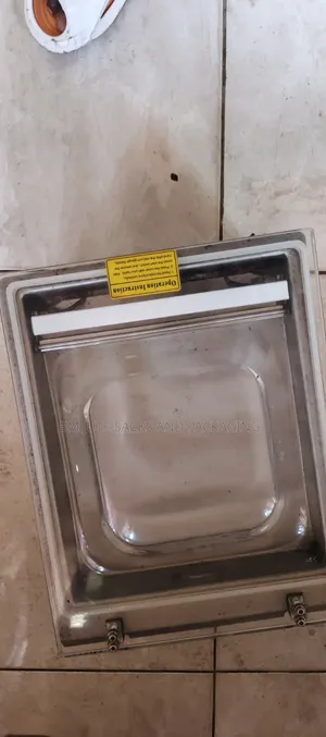Commercial Vacuum Machine