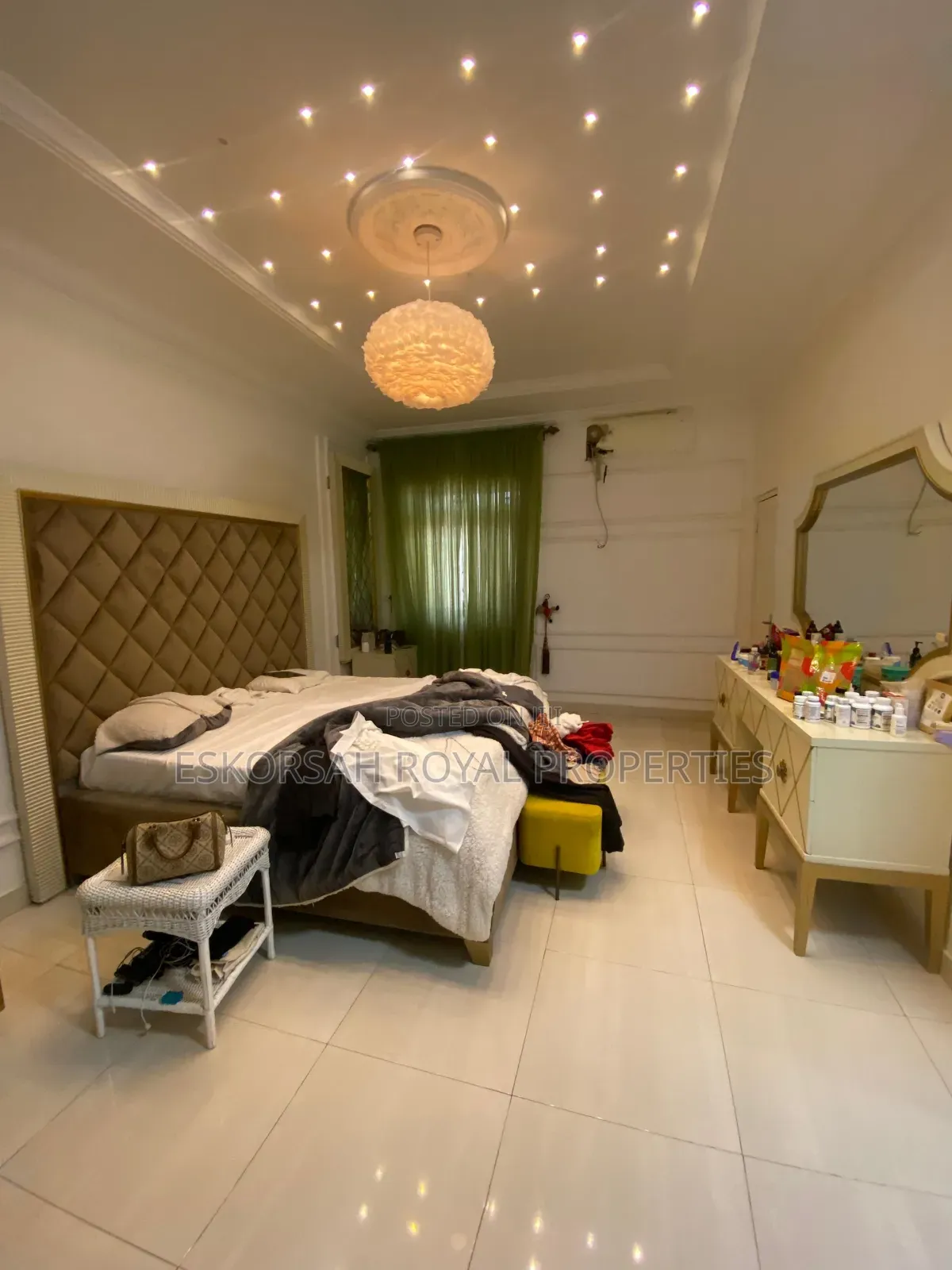 5bdrm House in Adjiringanor Ability for sale