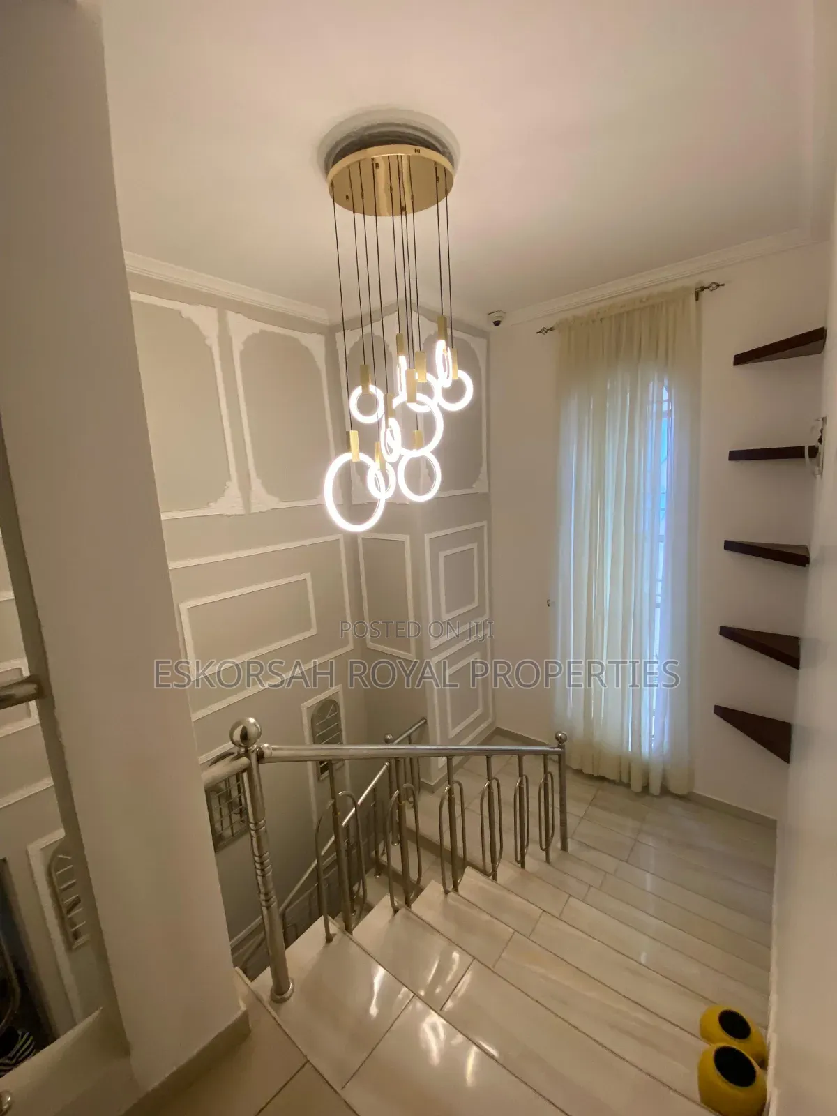 5bdrm House in Adjiringanor Ability for sale