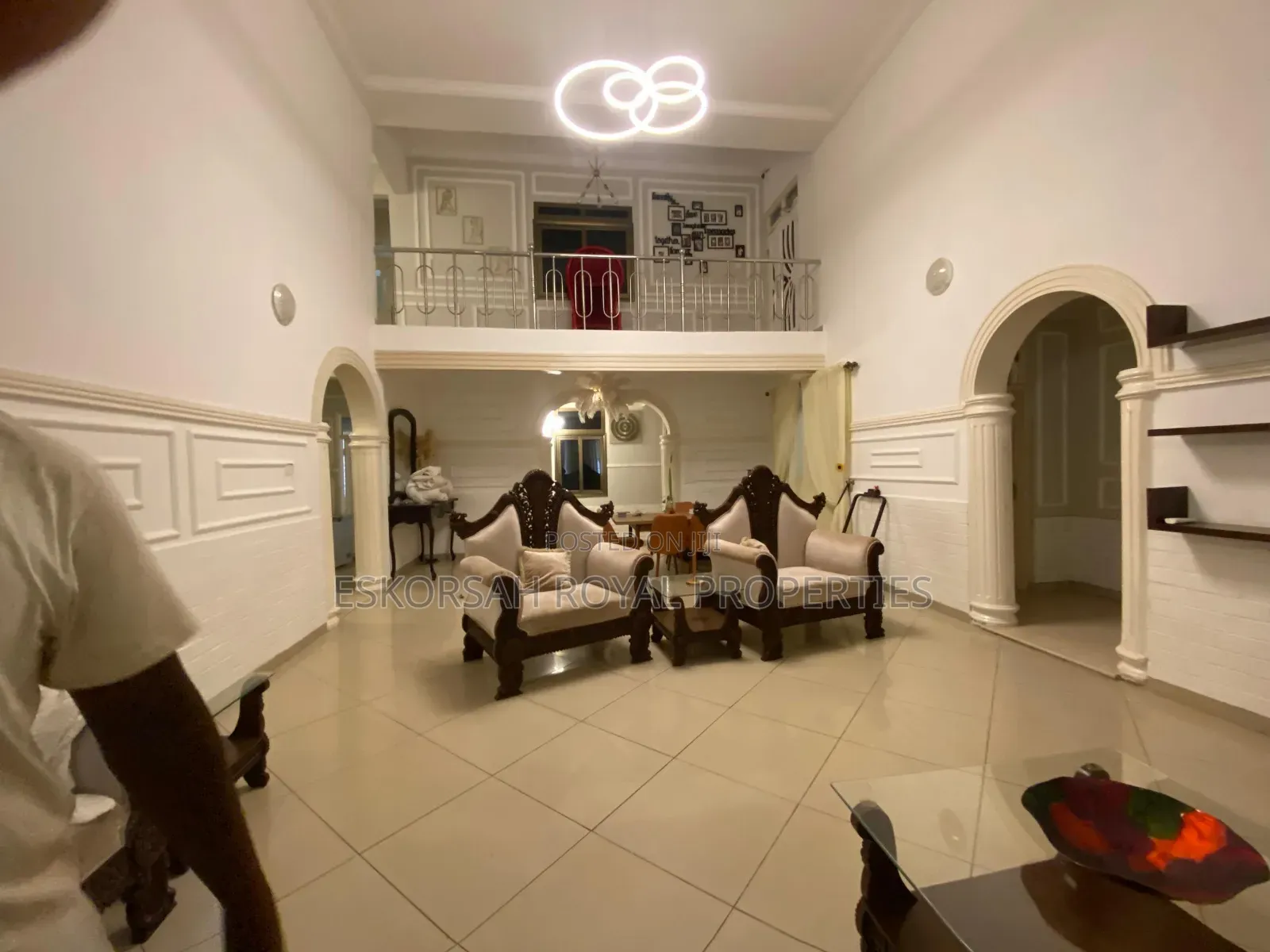 5bdrm House in Adjiringanor Ability for sale