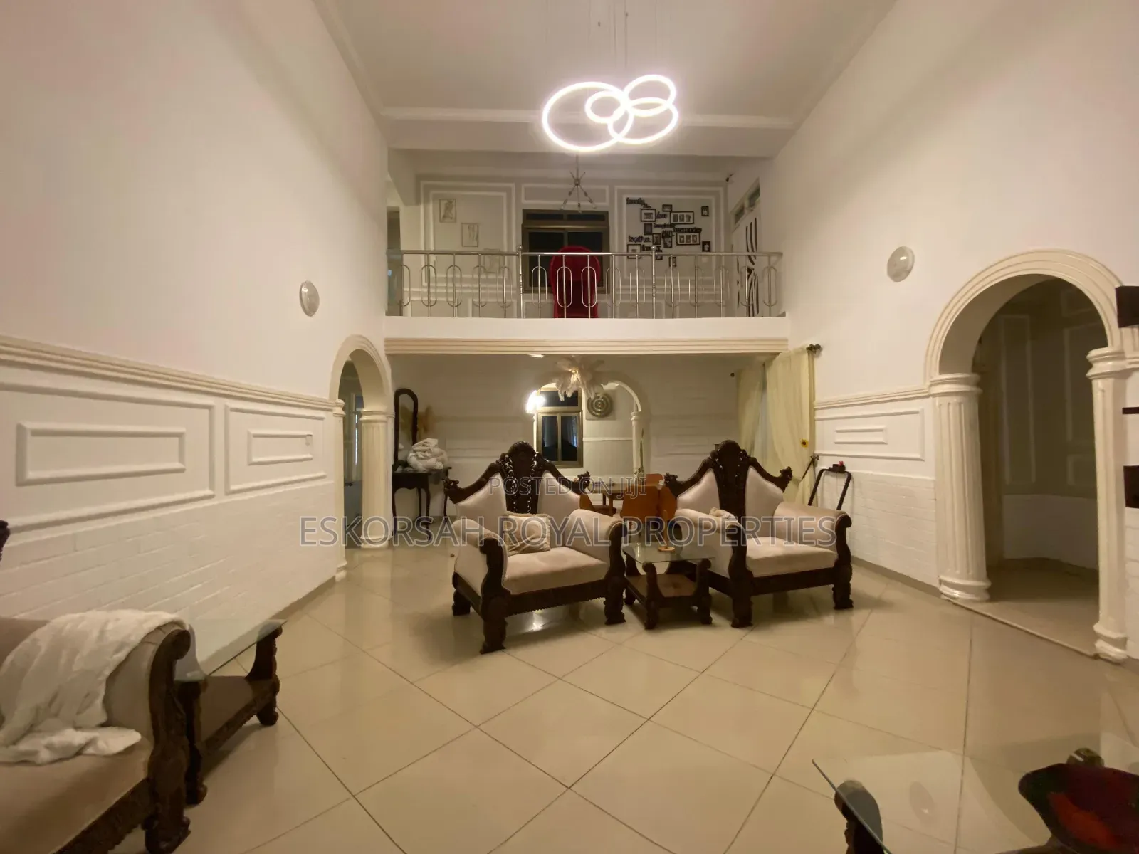 5bdrm House in Adjiringanor Ability for sale