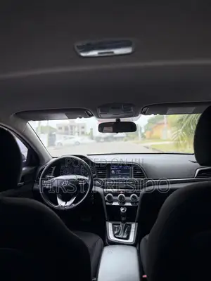 Hyundai Elantra SEL 2020 Gray