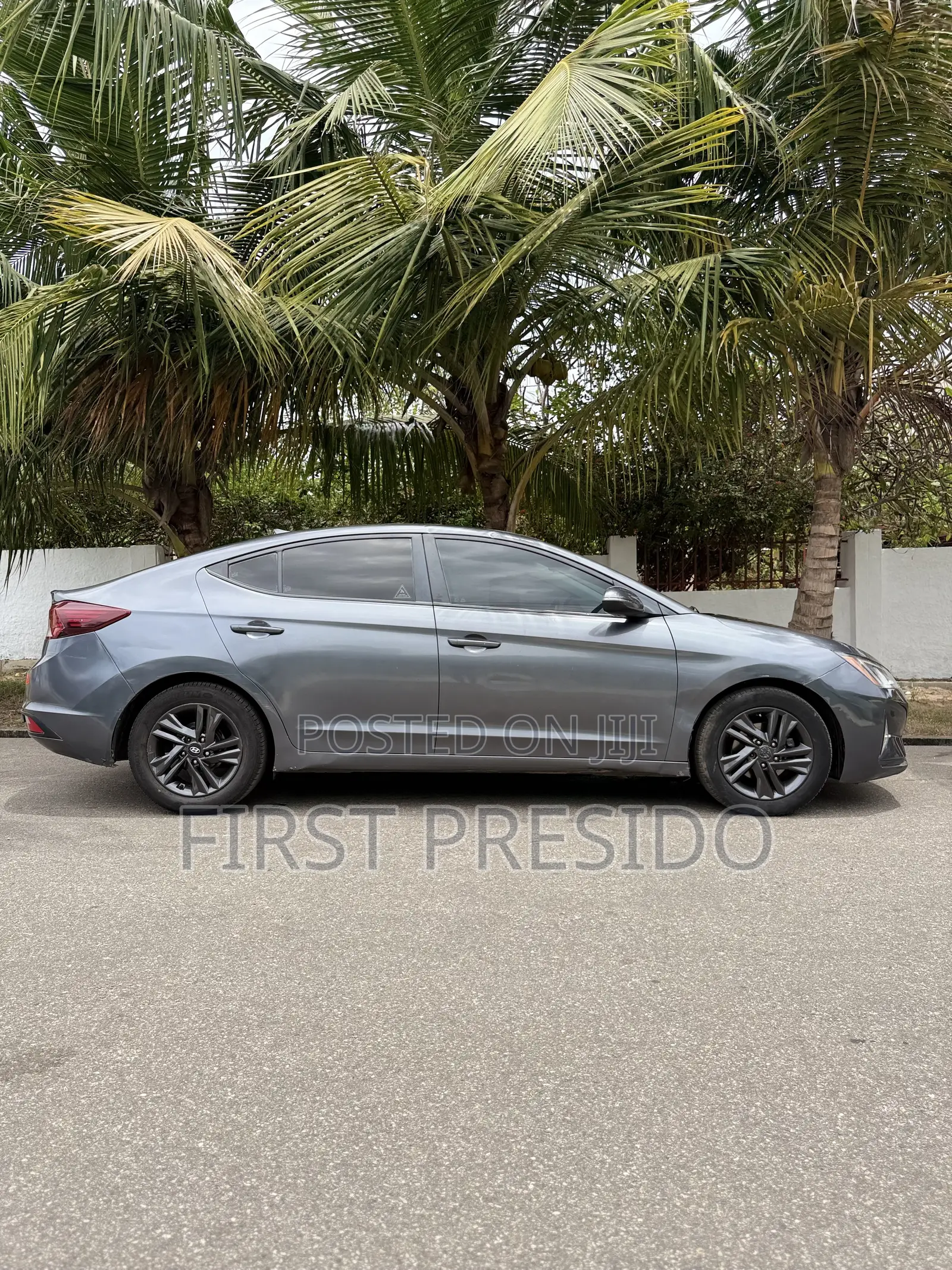 Hyundai Elantra SEL 2020 Gray