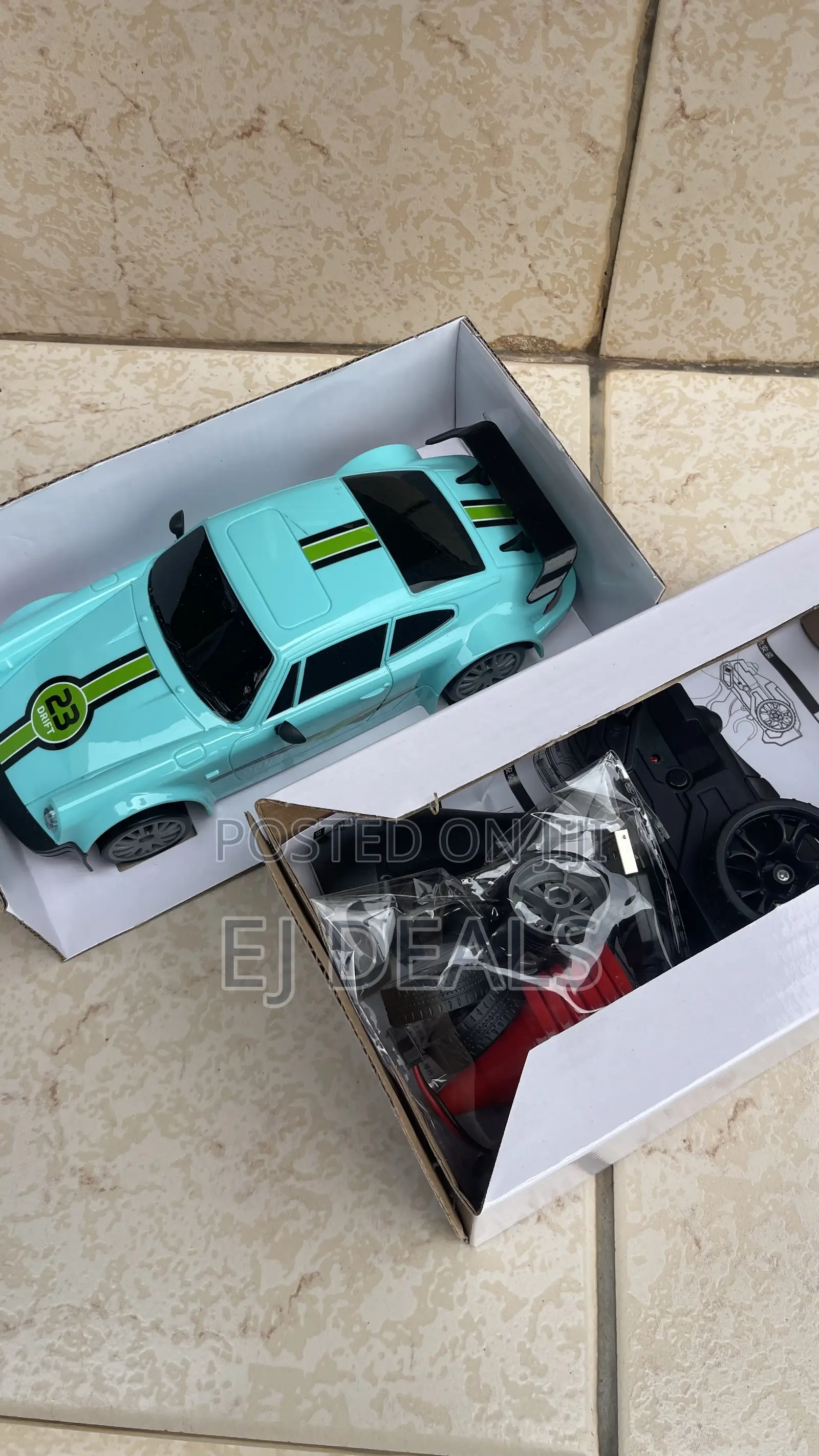 Kiddology Remote Control Car 4WD
