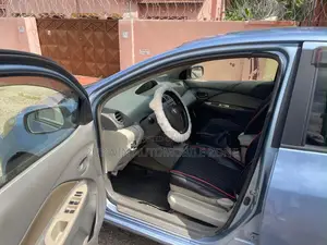 Toyota Belta 2010 Blue