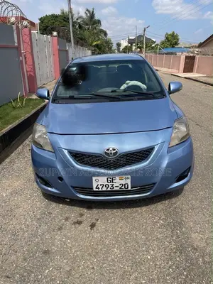 Toyota Belta 2010 Blue