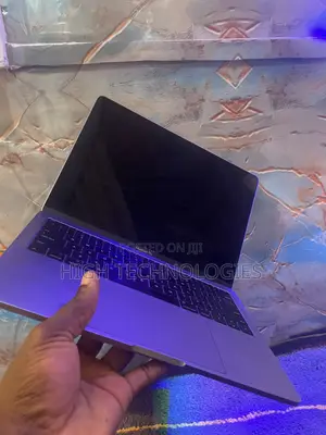 Laptop Apple MacBook Pro 8GB Intel Core i5 SSD 500GB