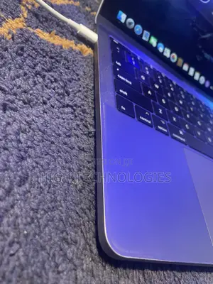 Laptop Apple MacBook Pro 8GB Intel Core i5 SSD 500GB
