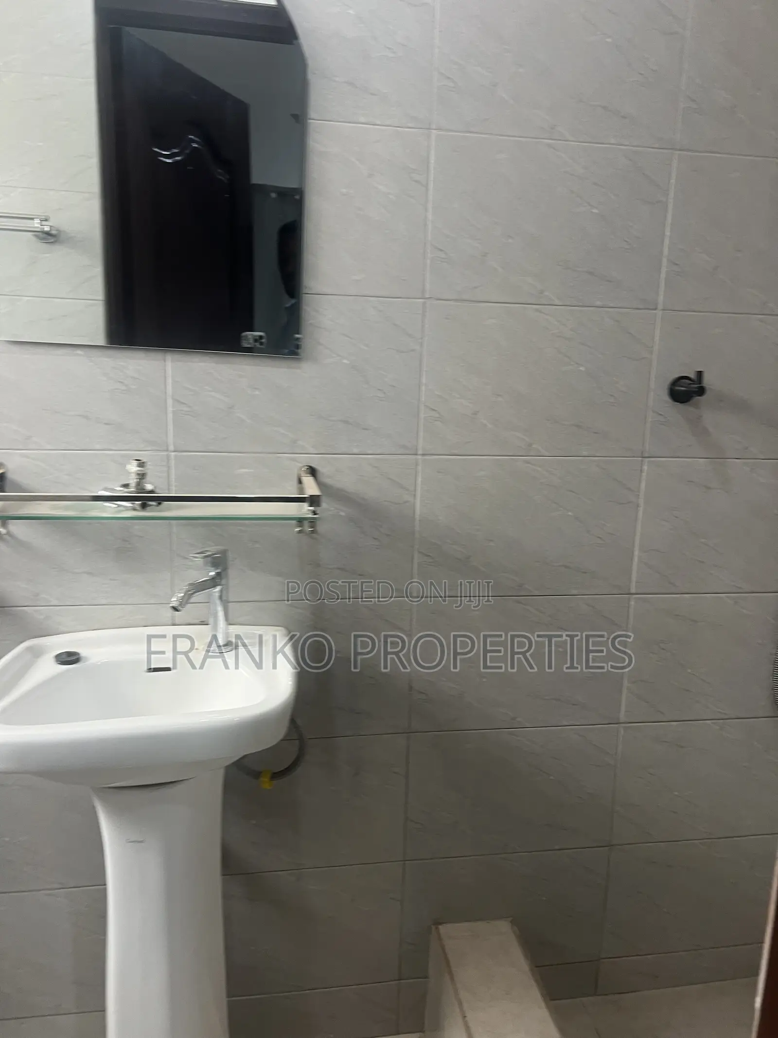 3bdrm House in Franko Properties, Ability for rent