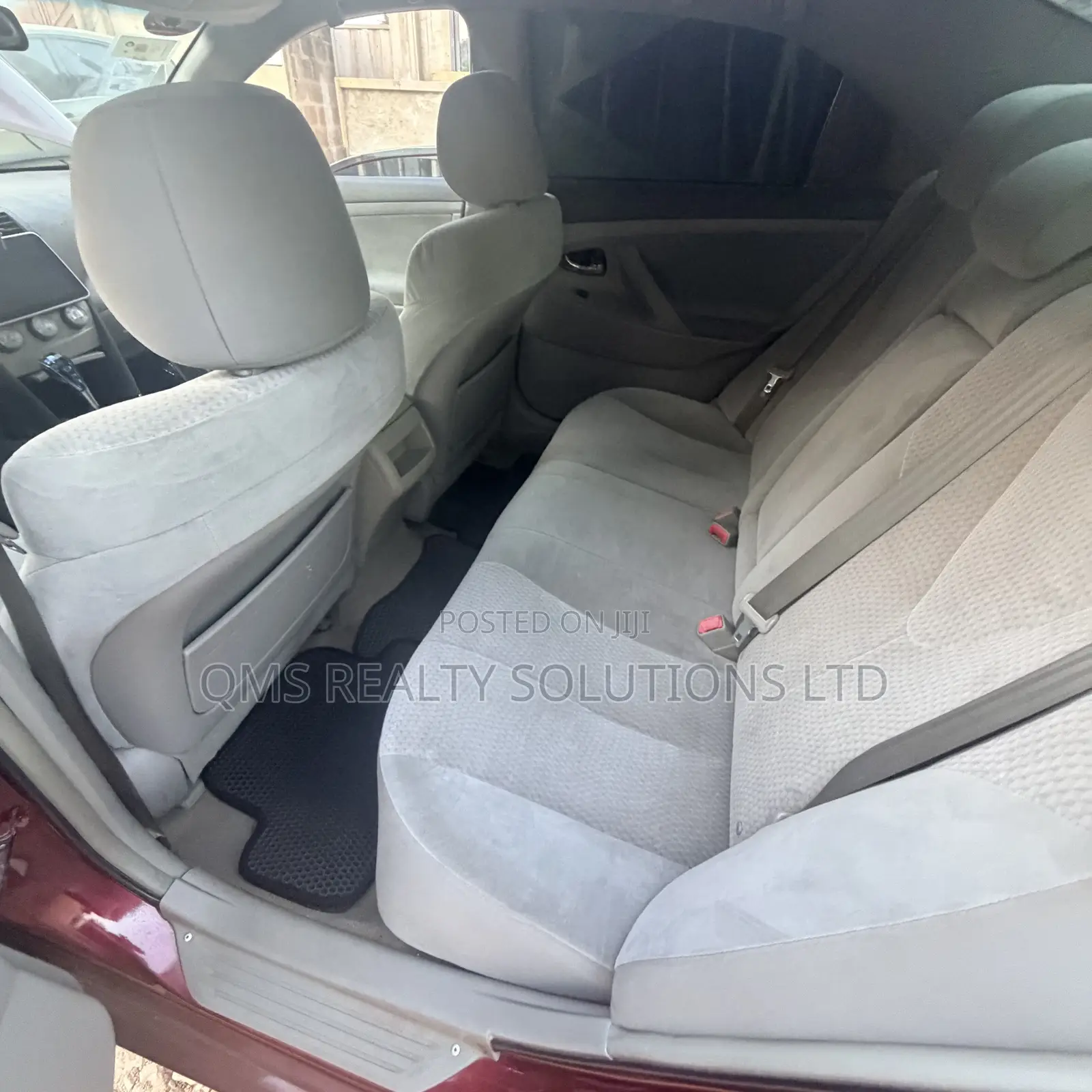 Toyota Camry LE 4dr Sedan (2.5L 4cyl 6A) 2011 Burgundy