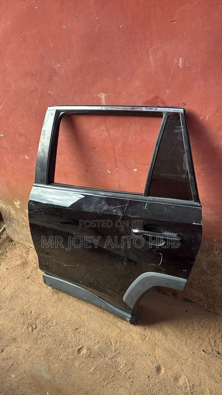 Toyota RAV4 2019 2020 2021 2022 2023 2024 2025 Back Right Door Complet