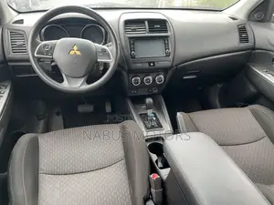 Mitsubishi Outlander SE AWC 2018 Brown