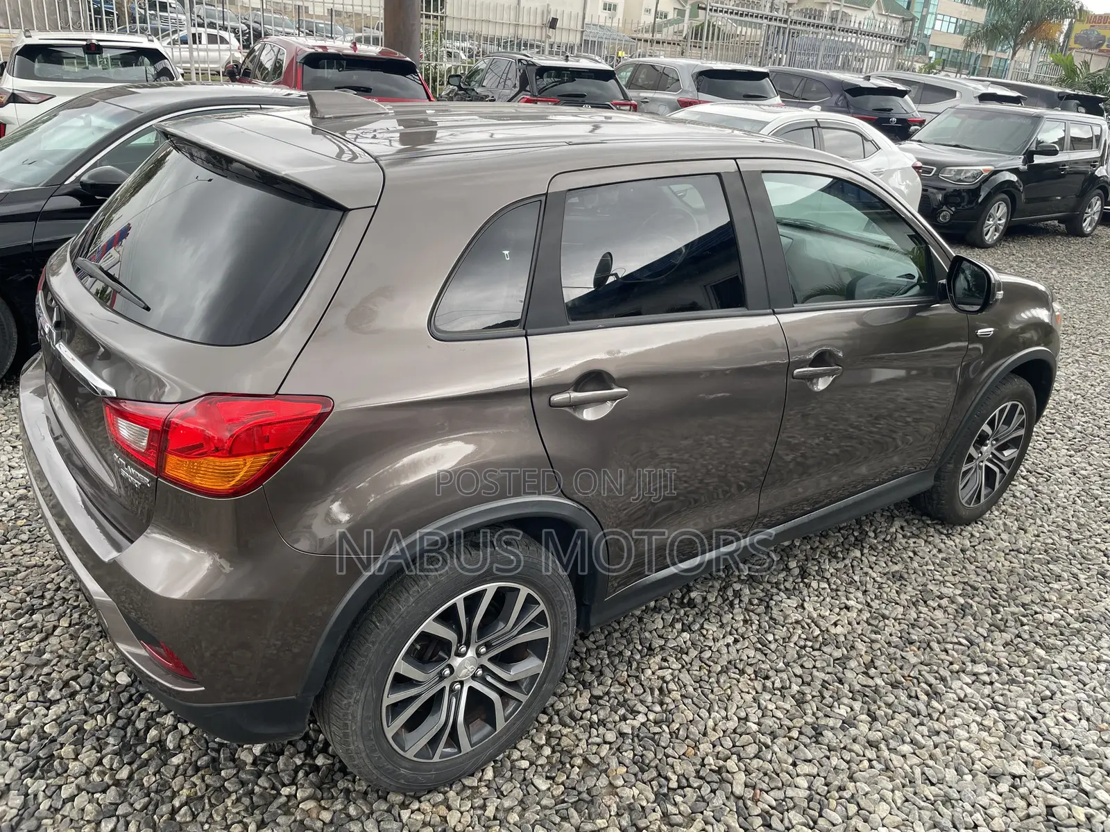 Mitsubishi Outlander SE AWC 2018 Brown