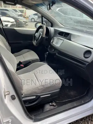 Toyota Vitz 1.5 FWD 3dr 2013 White