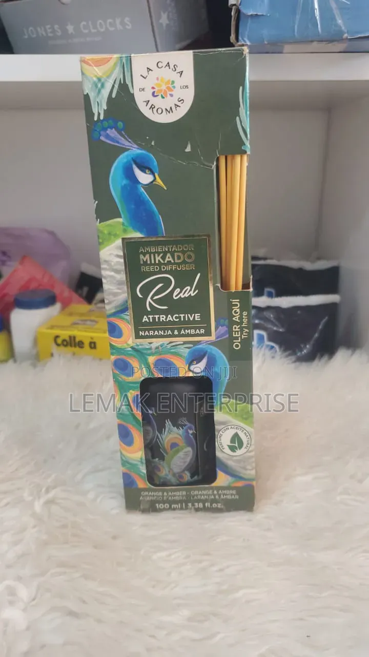 La Casa De Los Aromas Mikado "Real Attractive" Reed Diffuser.