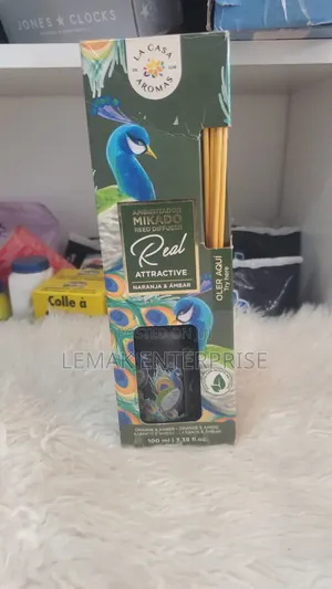 La Casa De Los Aromas Mikado "Real Attractive" Reed Diffuser.