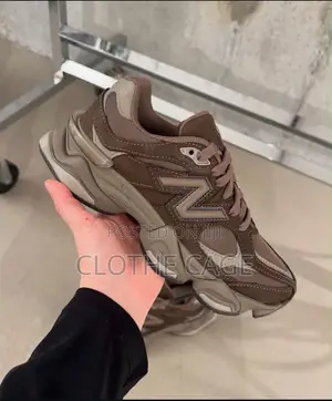 New Balance 9060