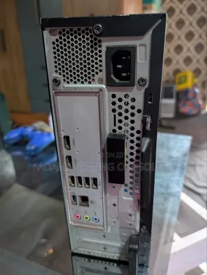 Desktop Computer Acer Aspire XC-780 8GB Intel Core i3 HDD+SSD 1T