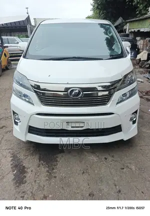 Toyota Vellfire 2013 White