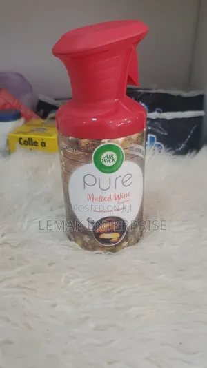 Air Wick Pure Mulled Wine Air Freshener Spray (250 Ml).
