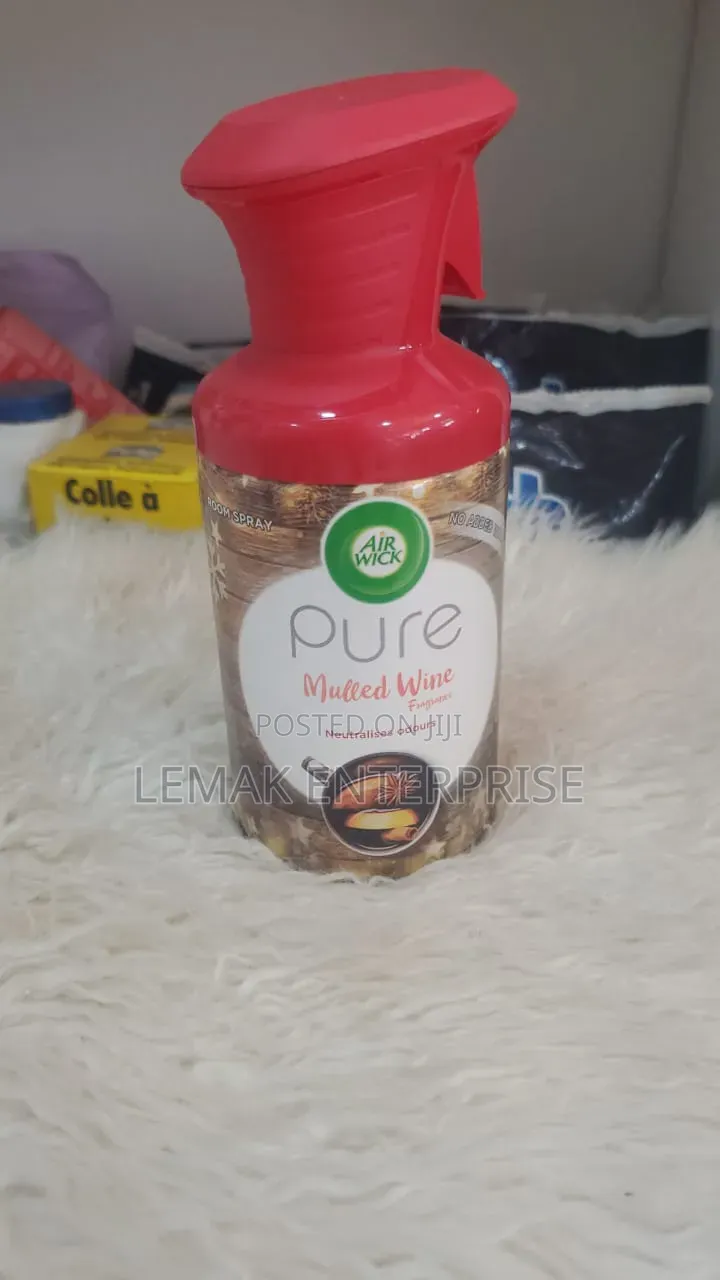 Air Wick Pure Mulled Wine Air Freshener Spray (250 Ml).
