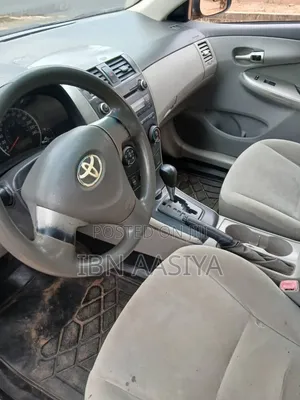 Toyota Corolla 2010 Red