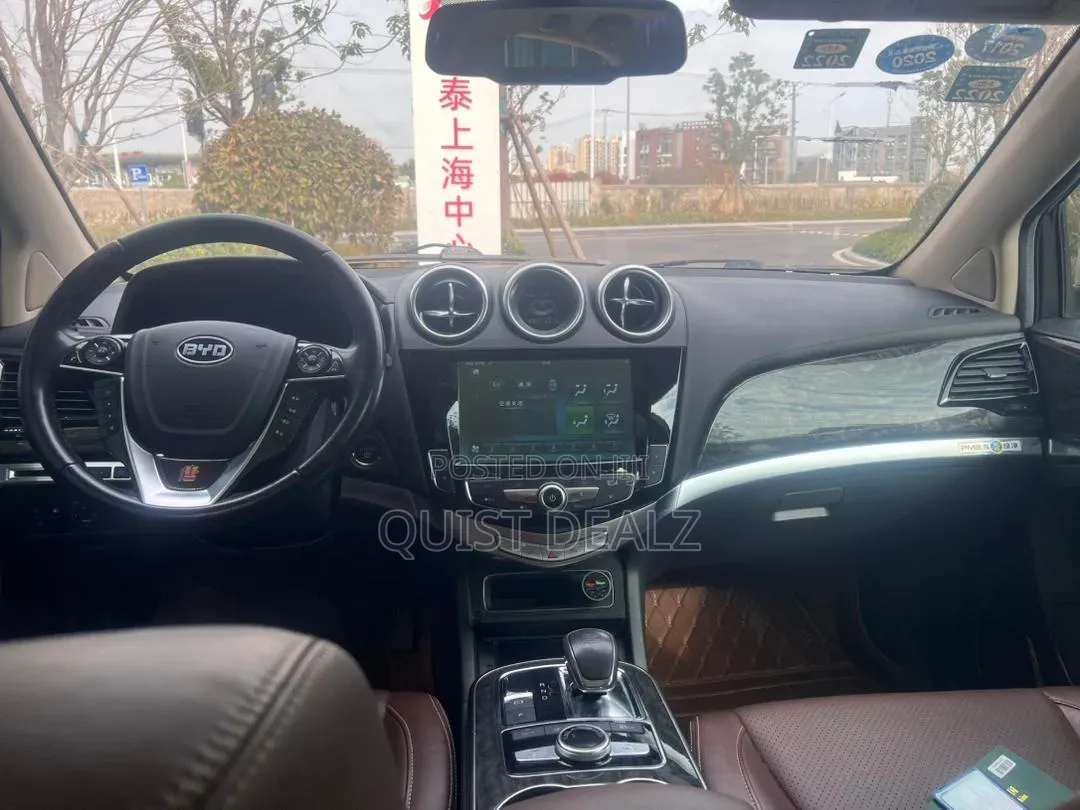 BYD Tang EV 2018 Beige