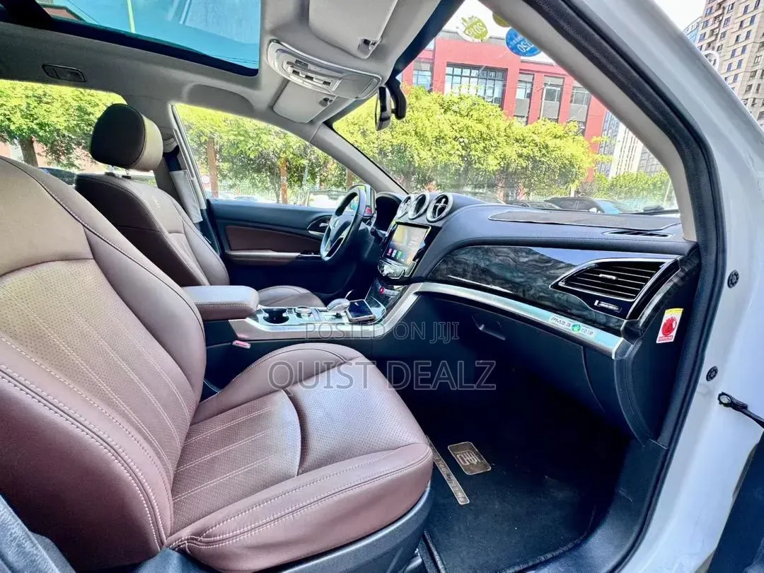 BYD Tang EV 2018 Beige