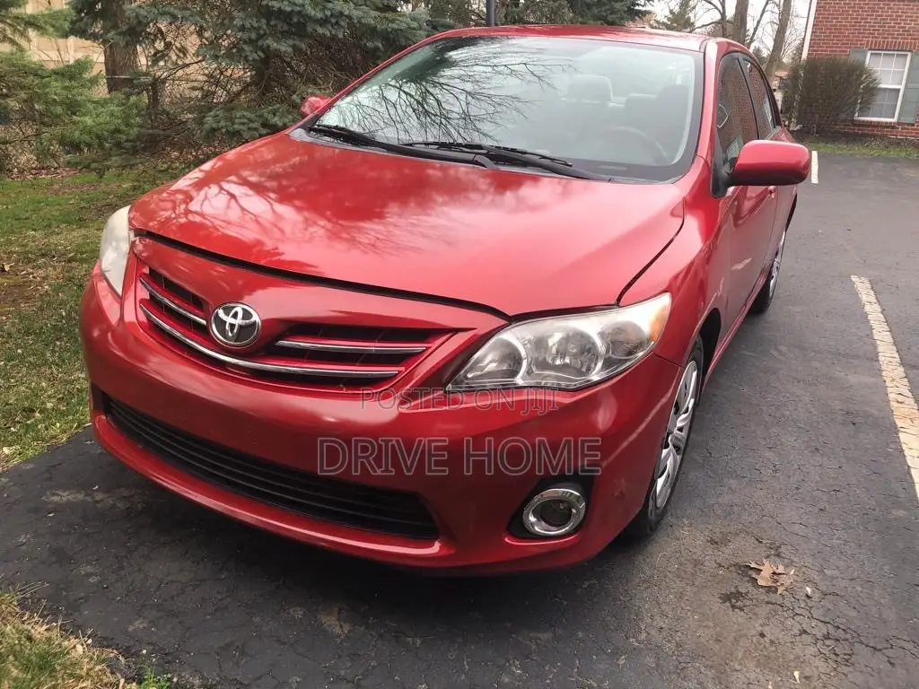 Toyota Corolla L 4-Speed Automatic 2013