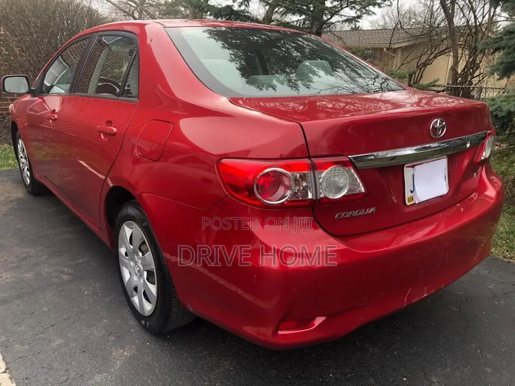 Toyota Corolla L 4-Speed Automatic 2013