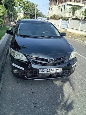 Toyota Corolla 2013 Black
