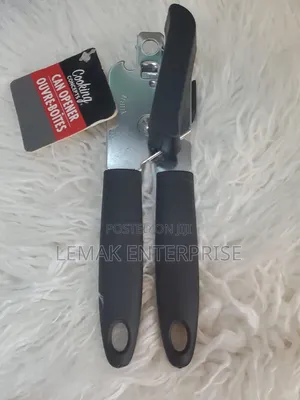 Manual Cooking Concepts Black Plastic Grip Can Opener.