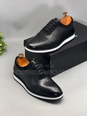 Where Classic Meets Casual: The Hybrid Dress Sneaker