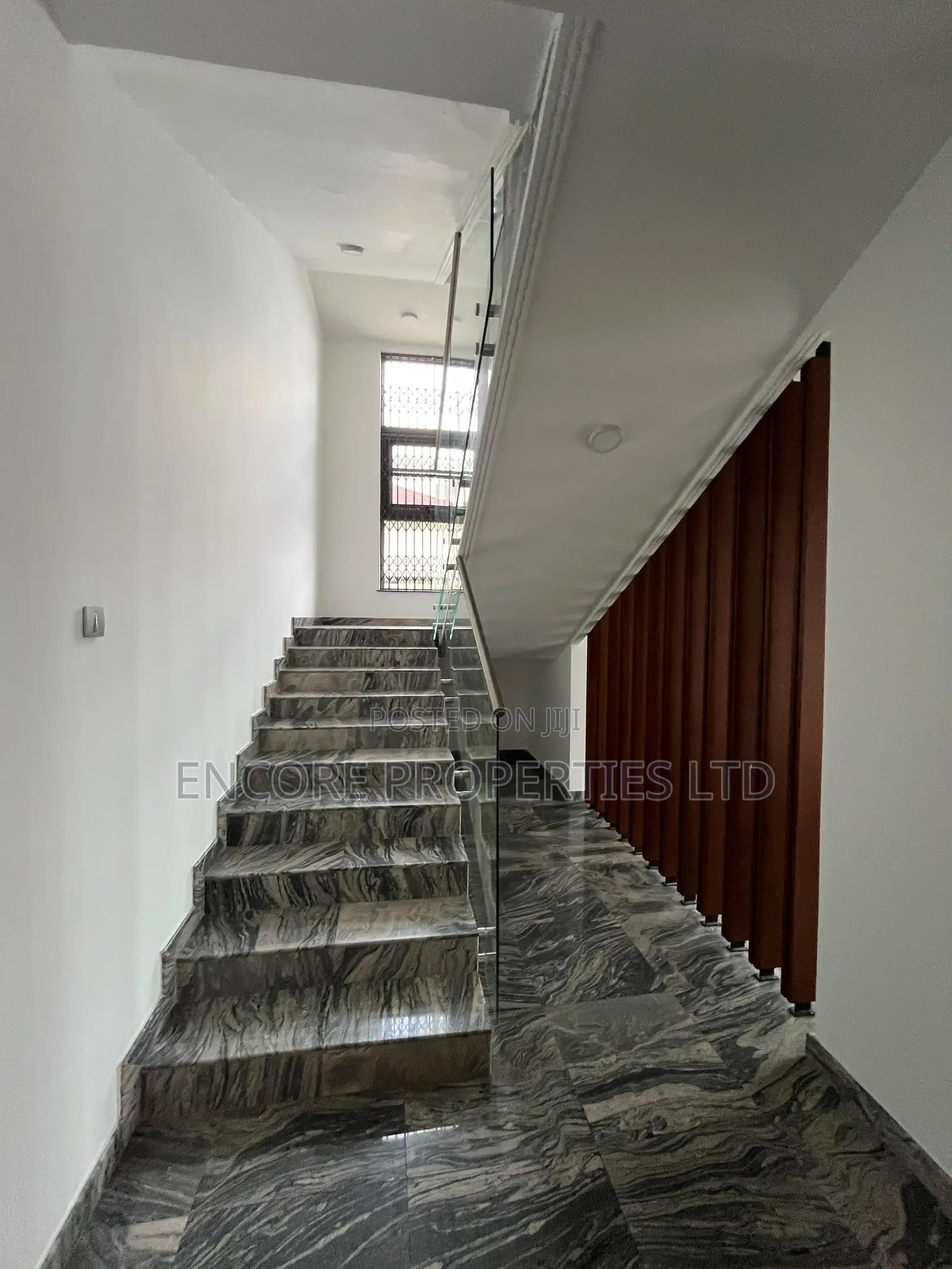 4bdrm House in A&C Mall Area for rent