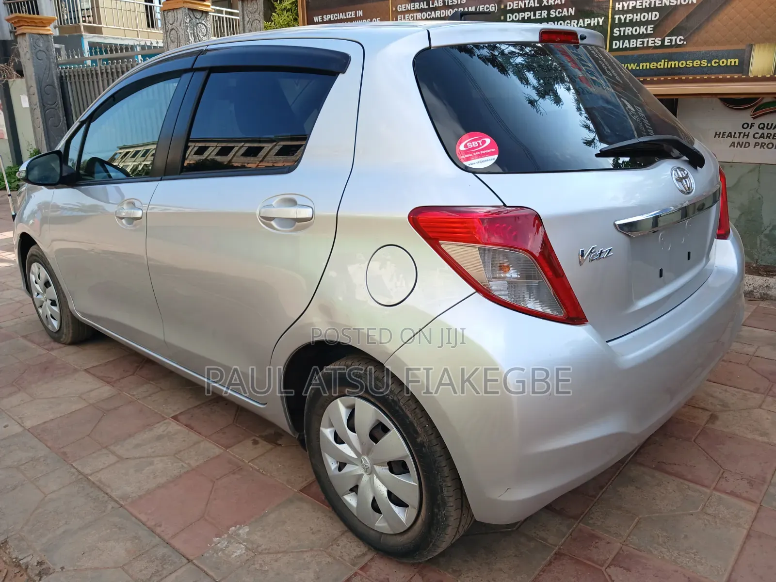 Toyota Vitz 1.3 FWD 5dr 2013 Silver